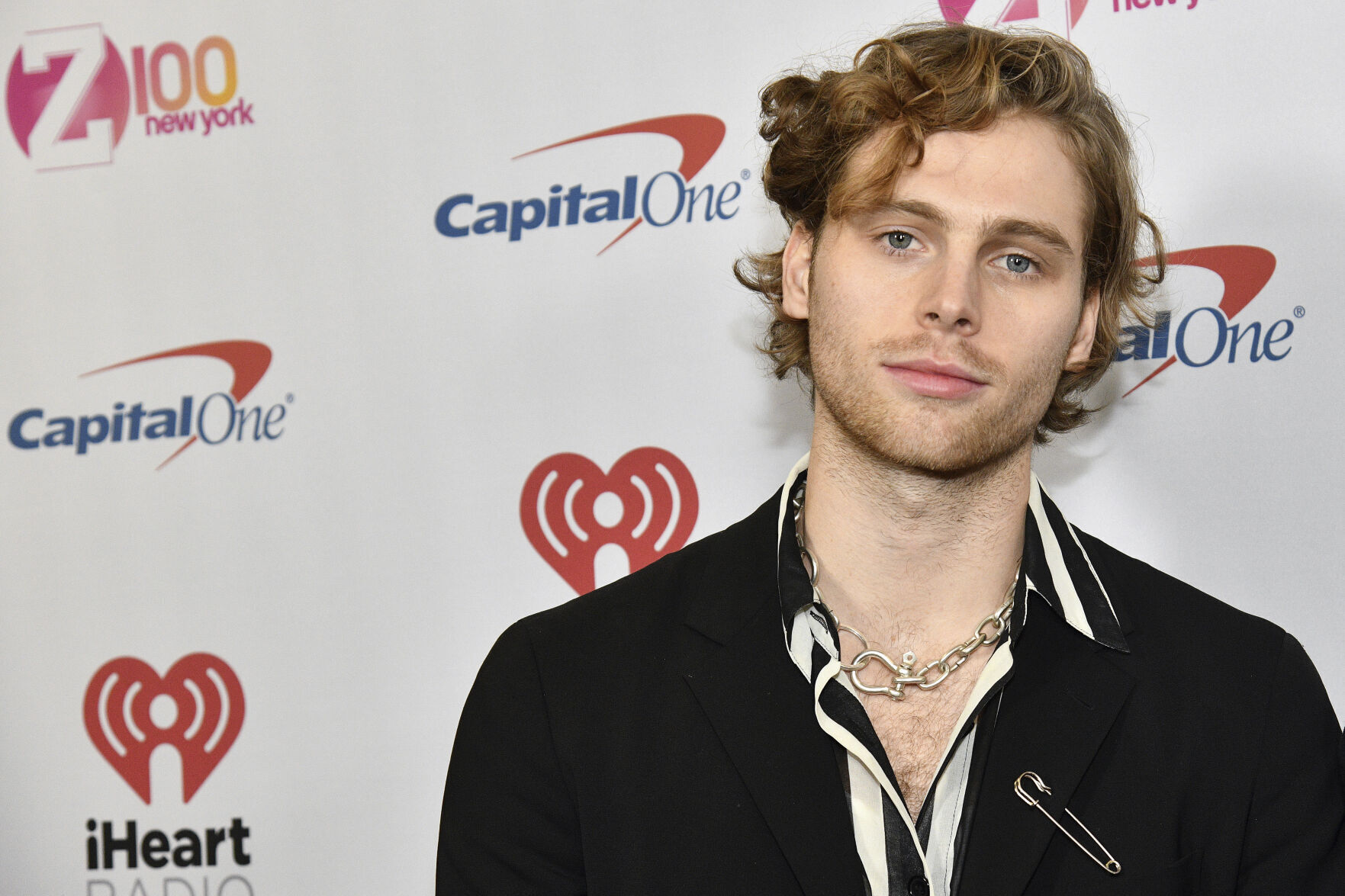Luke Hemmings
